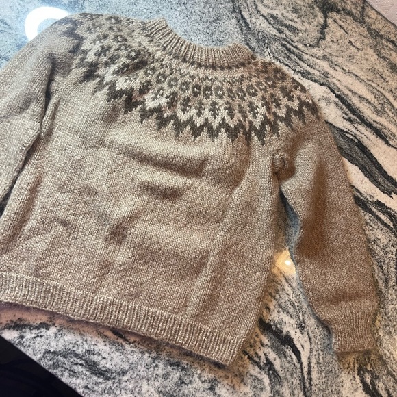 🔻🔻REDUCED🔻🔻Handmade knit sweater ! never worn - Picture 5 of 5